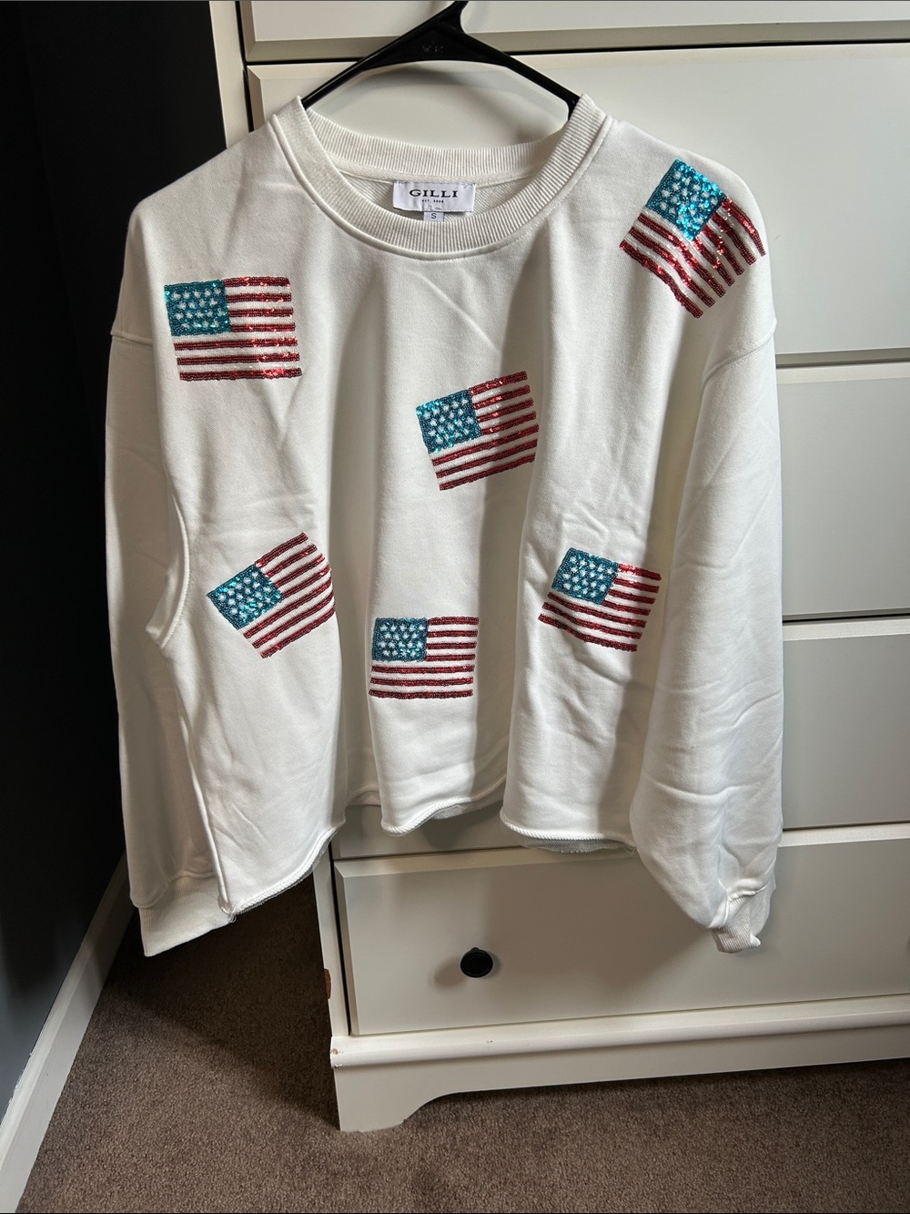 Gilli White Flag Print Sweatshirt